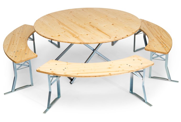 Table de brassiere avec des banques